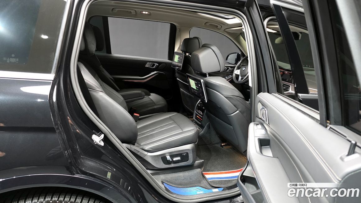 BMW X7 2022