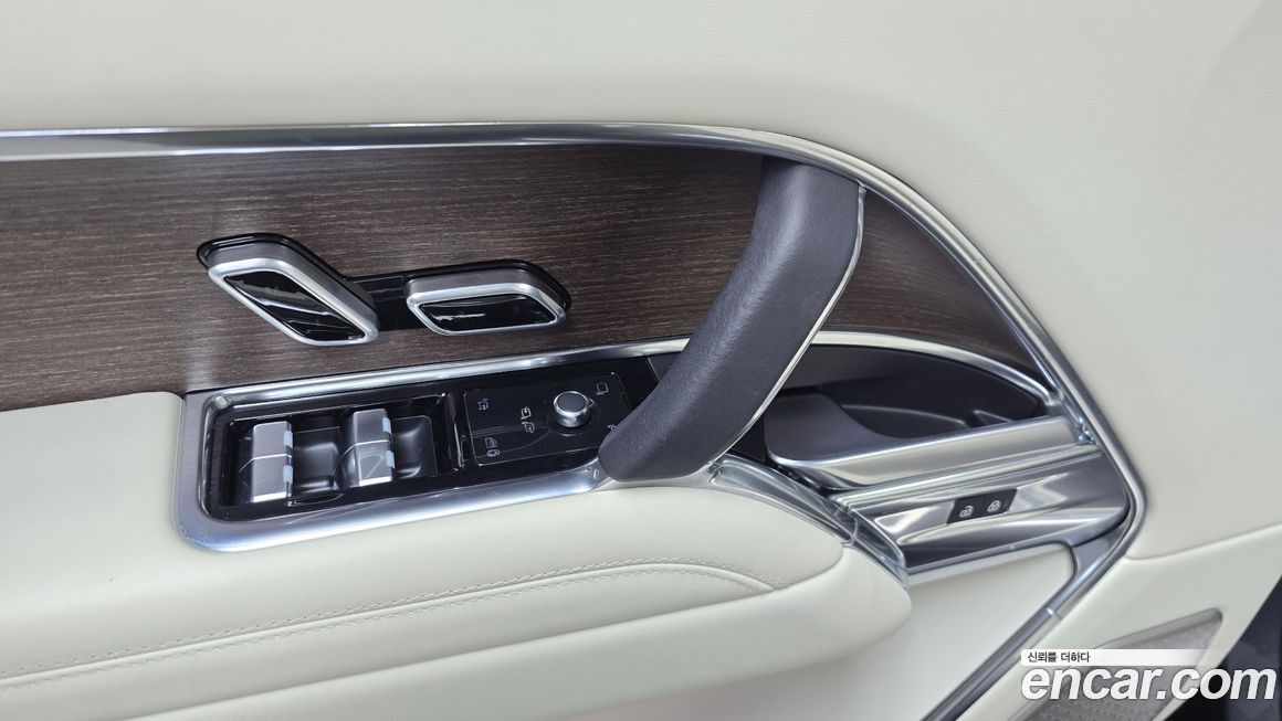 Land Rover Range Rover 2023