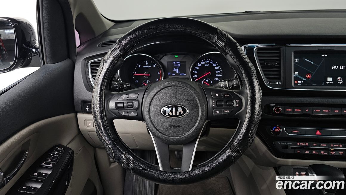 Kia Canival 2019
