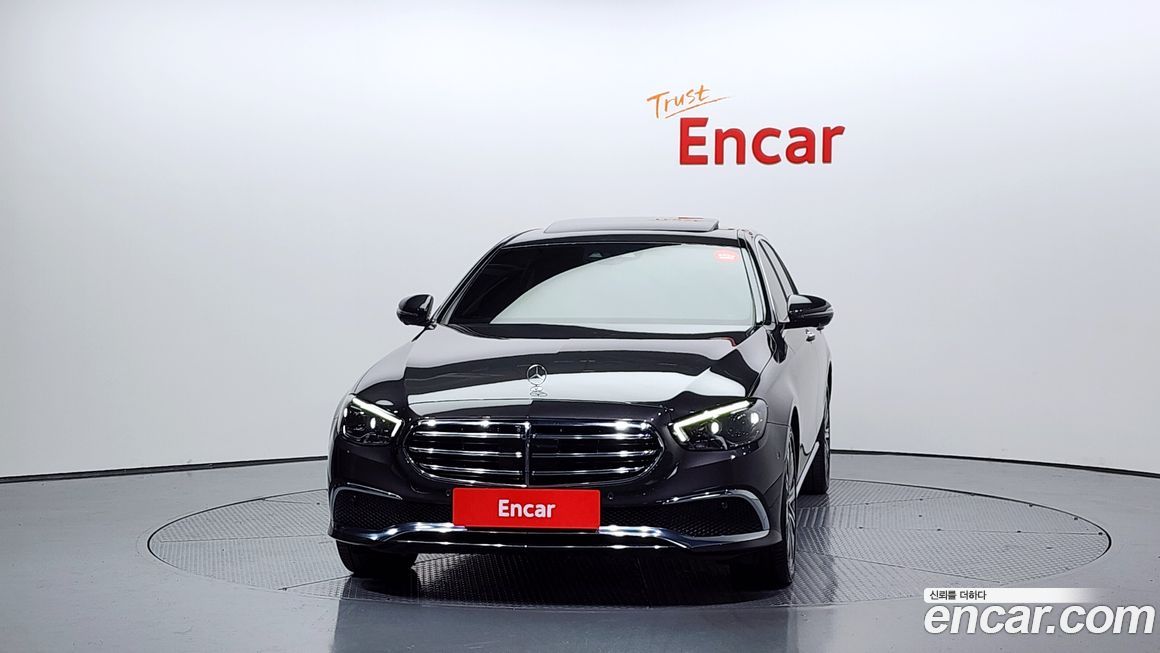 Mercedes-Benz E-Class 2021