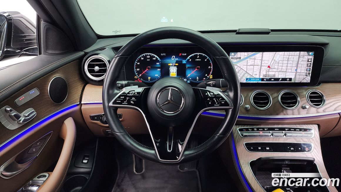 Mercedes-Benz E-Class 2021