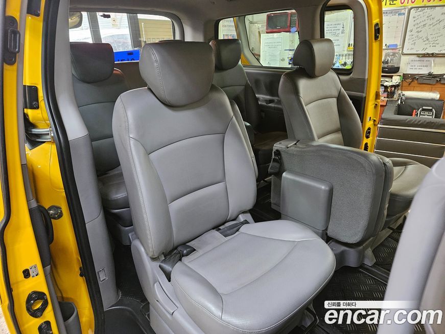 Hyundai Starex 2019