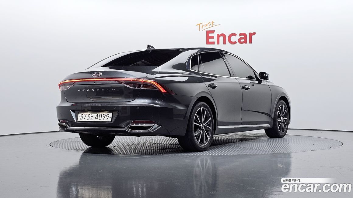 Hyundai Grandeur 2022