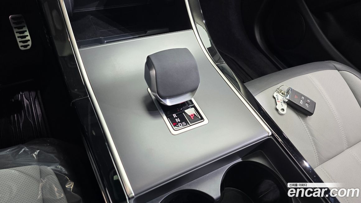 Land Rover Range Rover Evoque 2025