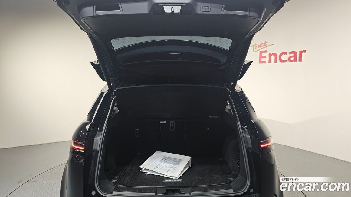 Land Rover Range Rover Evoque 2025