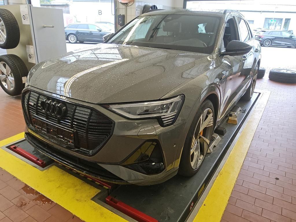 Audi e-tron 2022