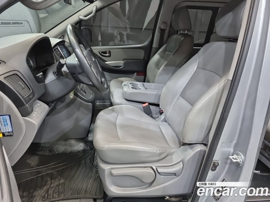 Hyundai Starex 2020
