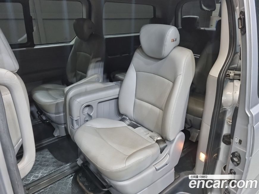 Hyundai Starex 2020