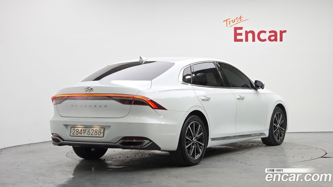 Hyundai Grandeur 2020