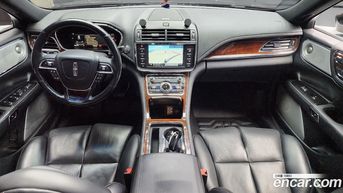 Lincoln Continental 2017