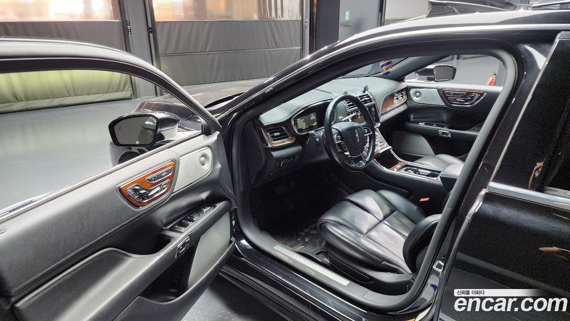 Lincoln Continental 2017