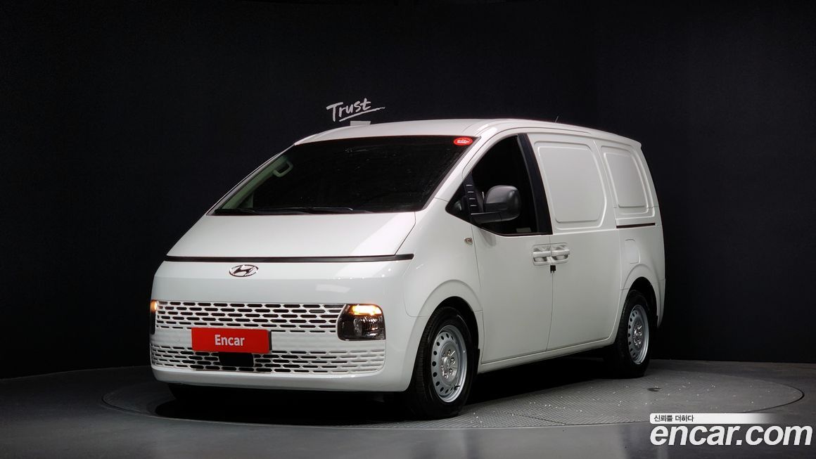 Hyundai Staria 2023