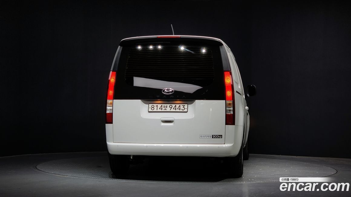 Hyundai Staria 2023