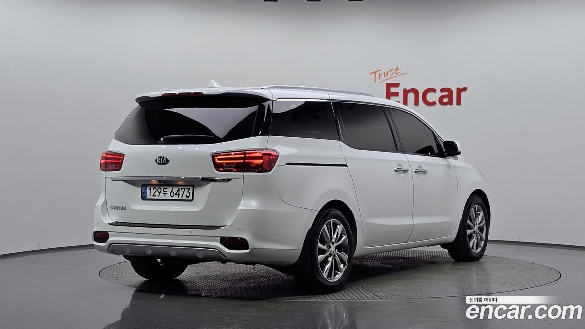 Kia Canival 2020