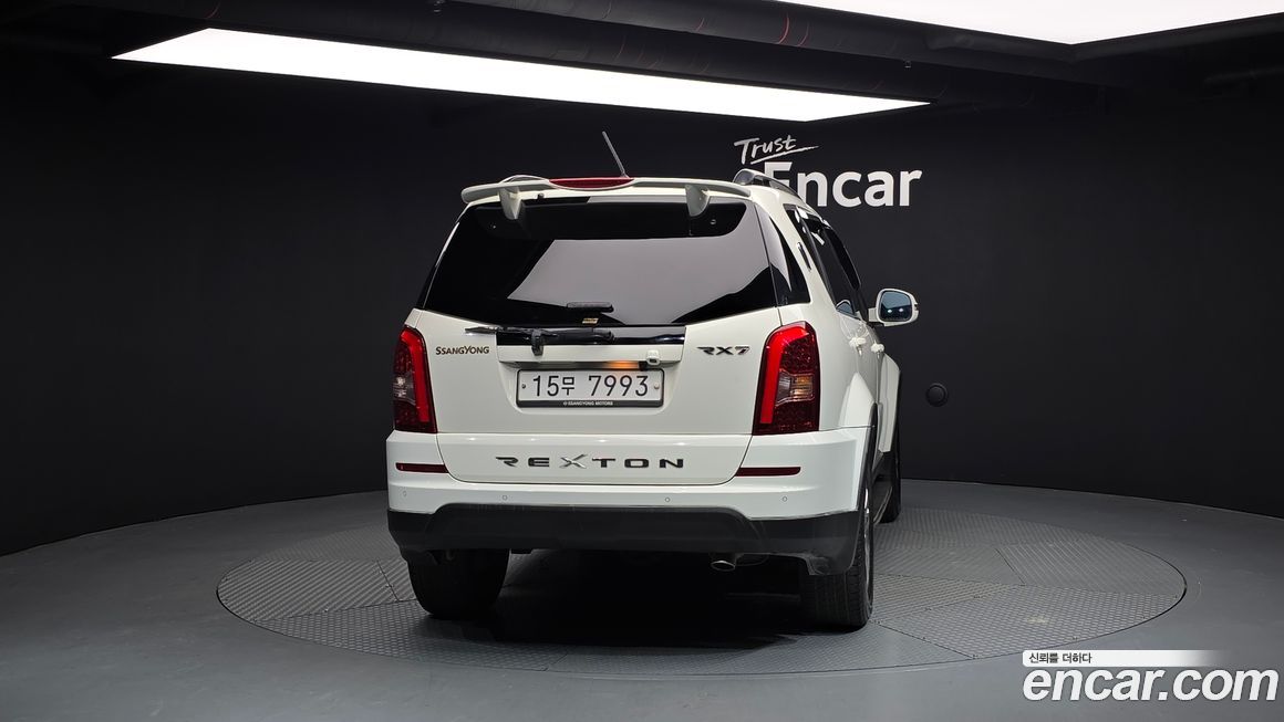 KG_Mobility_Ssangyong Rexton 2013