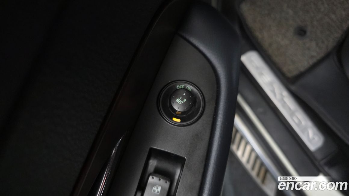 KG_Mobility_Ssangyong Rexton 2013