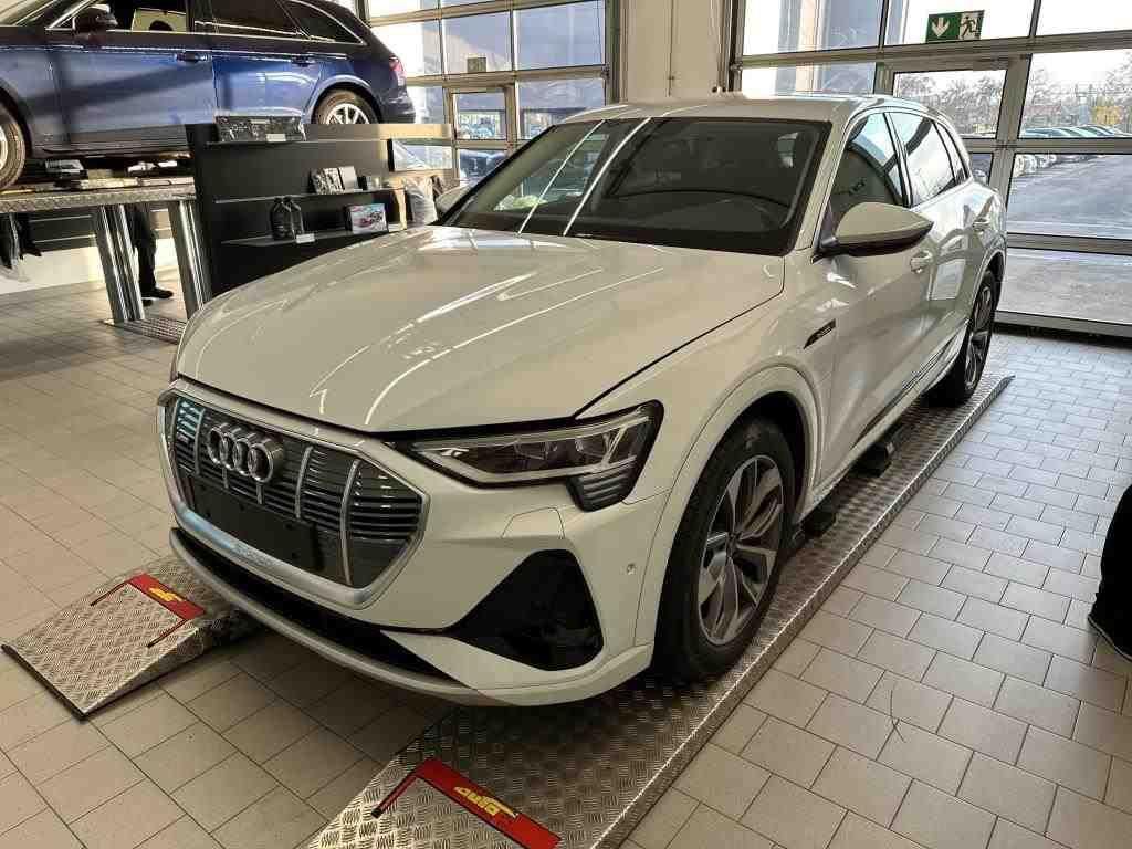 Audi e-tron 2022