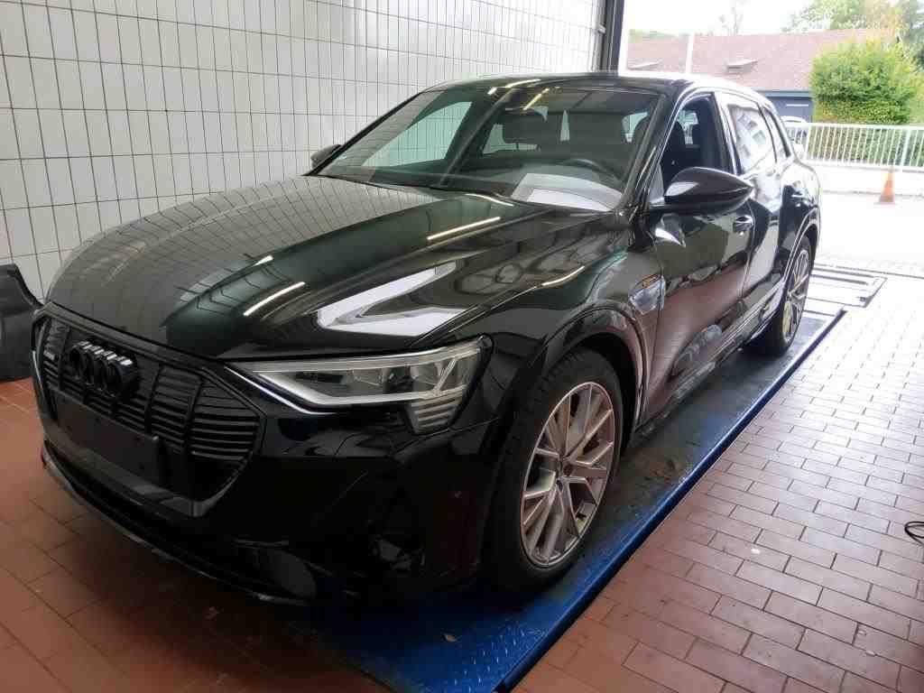 Audi e-tron 2022