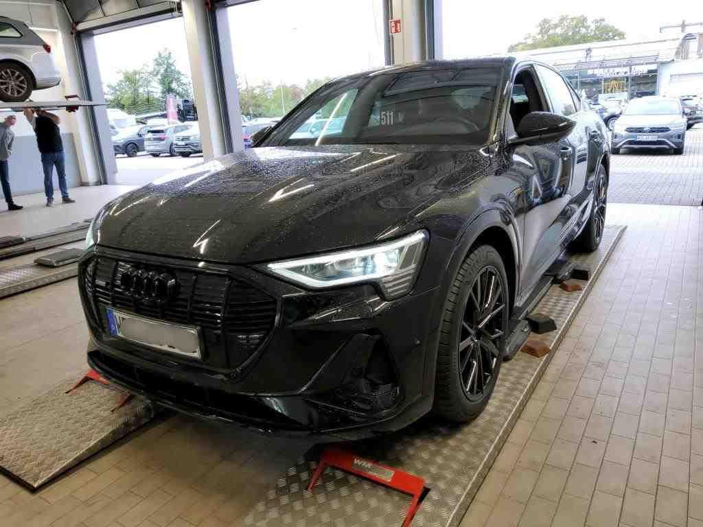Audi e-tron 2022