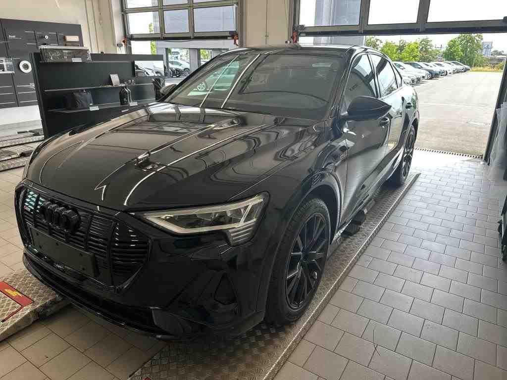 Audi e-tron 2022