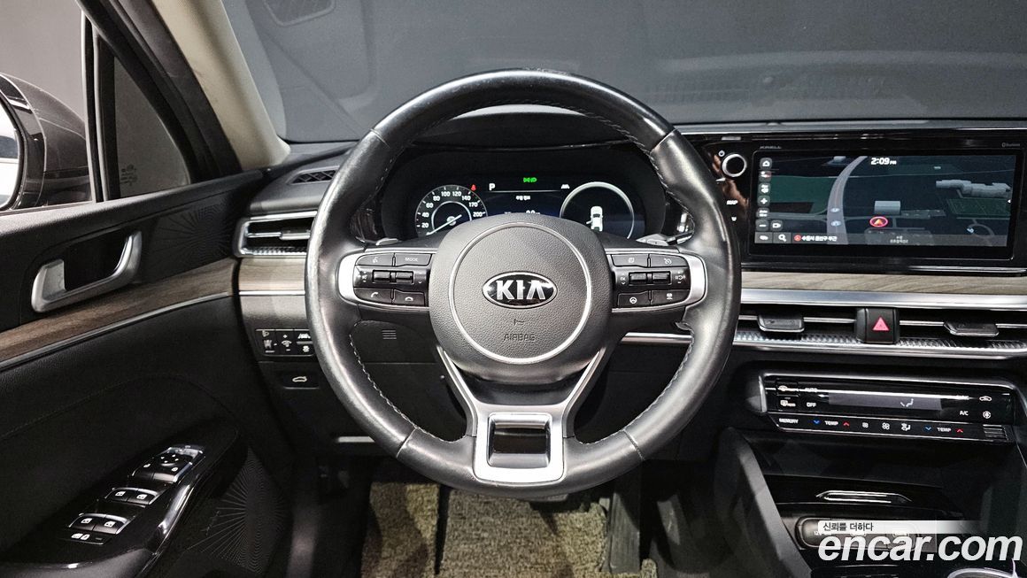 Kia K5 2021