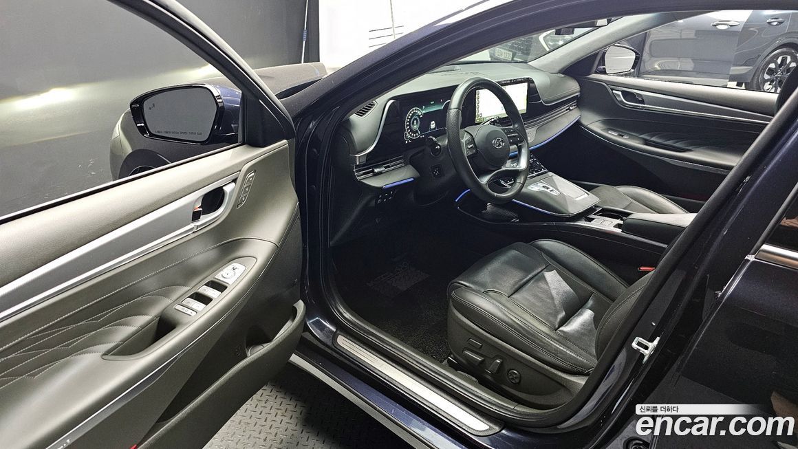 Hyundai Grandeur 2021