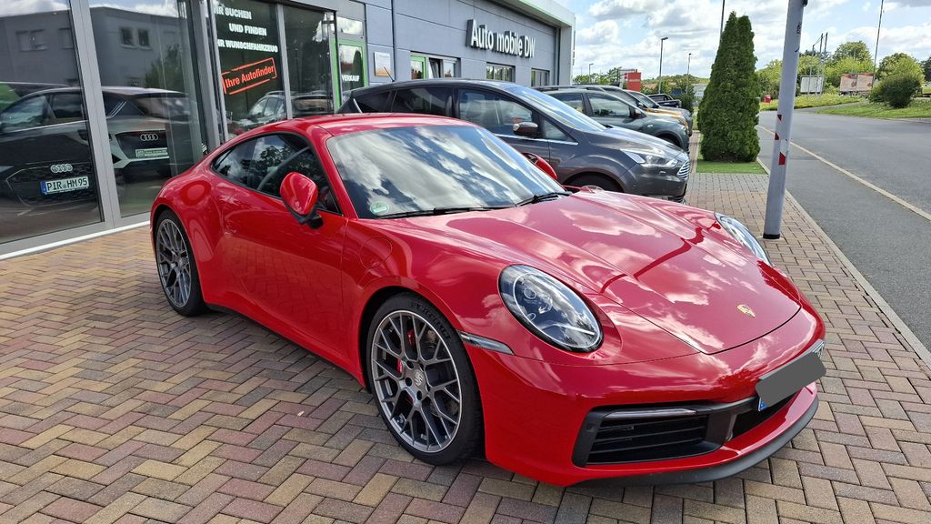 Porsche 992 2022