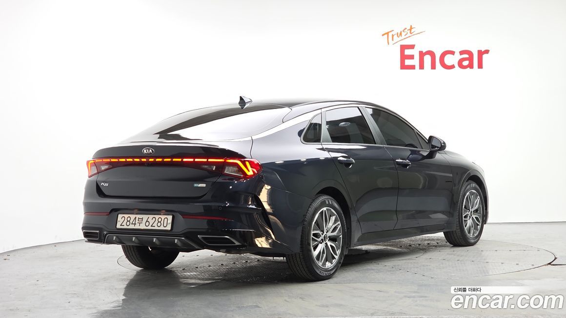 Kia K5 2021