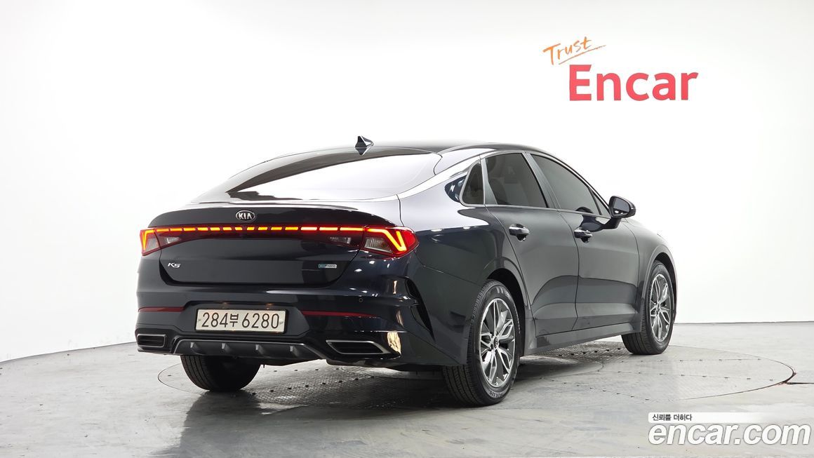 Kia K5 2021