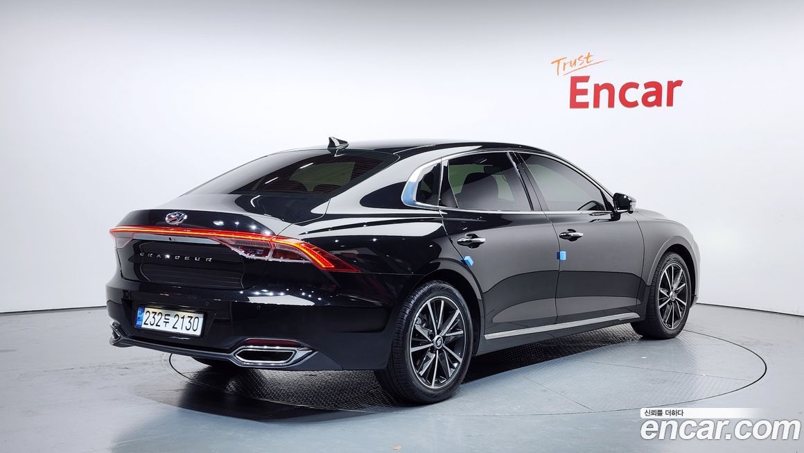 Hyundai Grandeur 2022