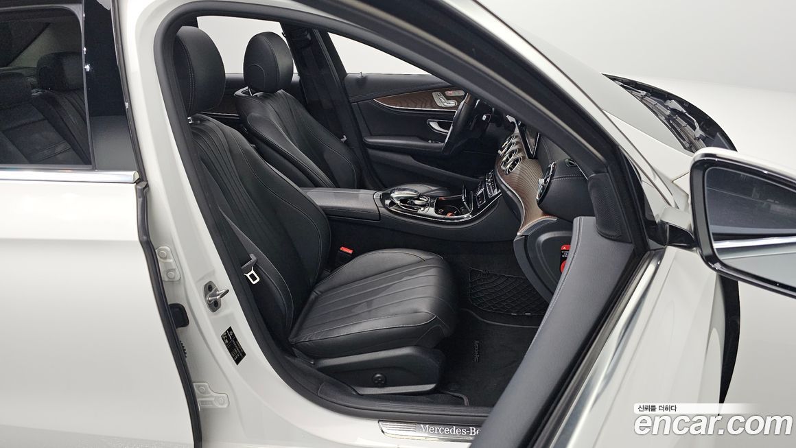 Mercedes-Benz E-Class 2019