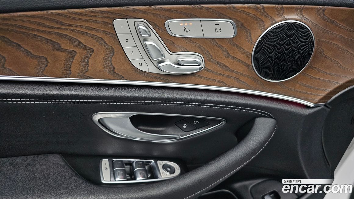 Mercedes-Benz E-Class 2019