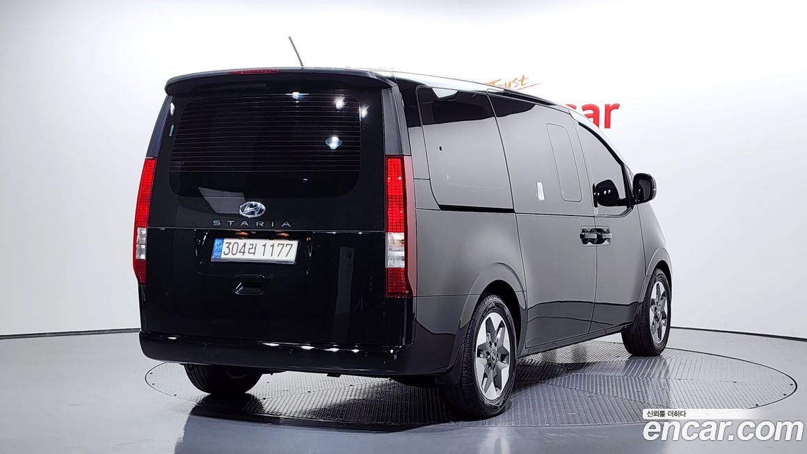 Hyundai Staria 2022