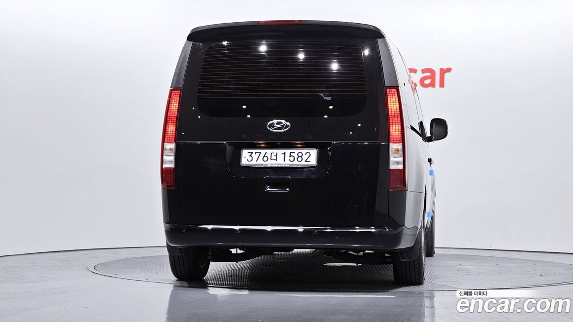 Hyundai Staria 2022