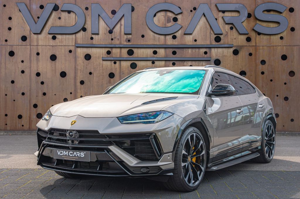 Lamborghini Urus 2023