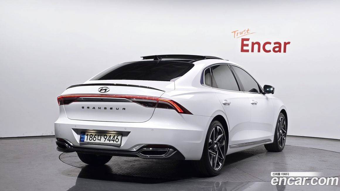 Hyundai Grandeur 2022