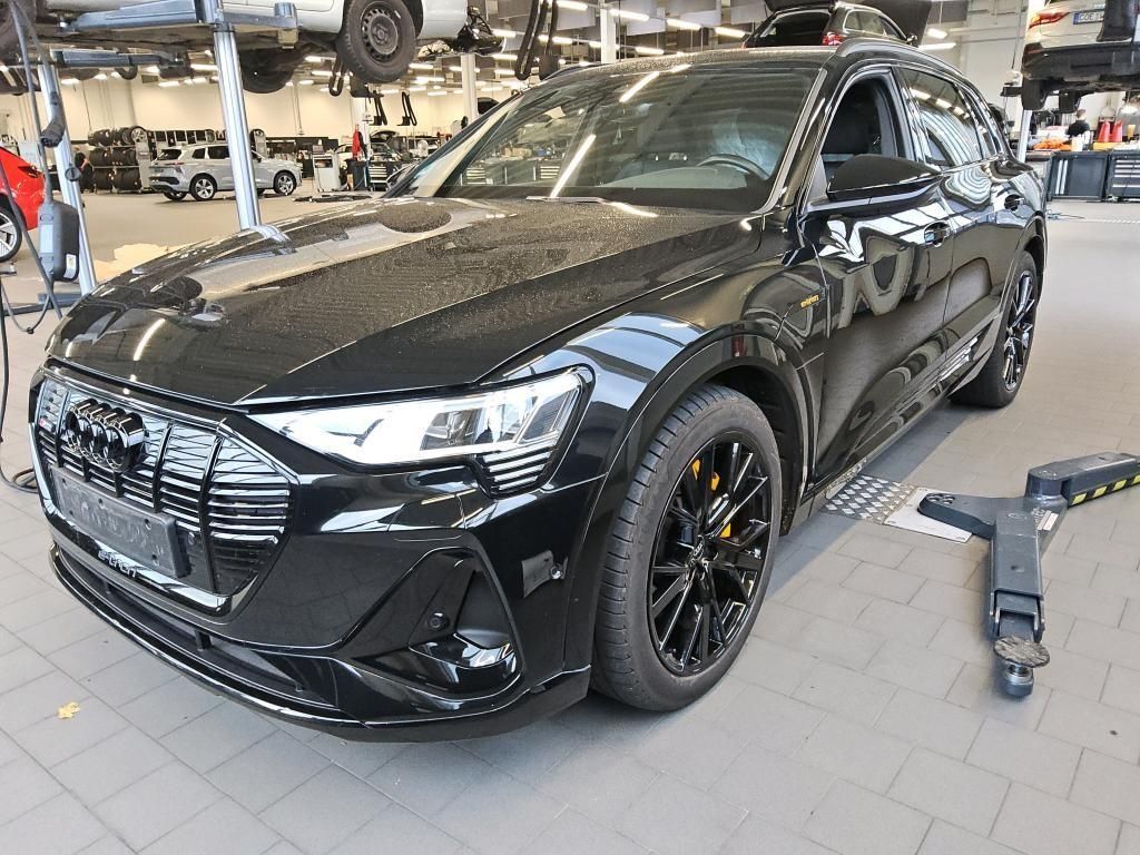 Audi e-tron 2022
