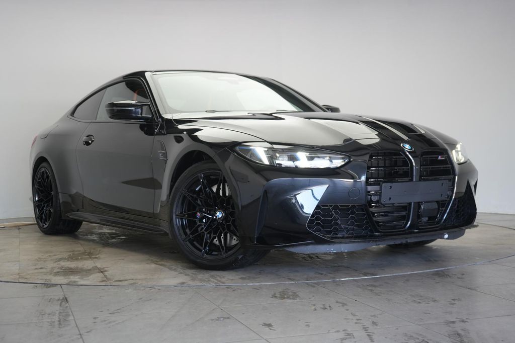 BMW M4 2025
