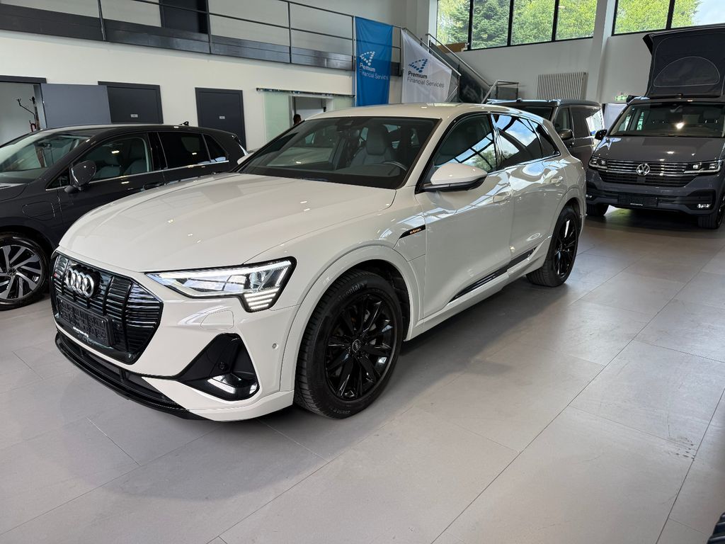 Audi e-tron 2022