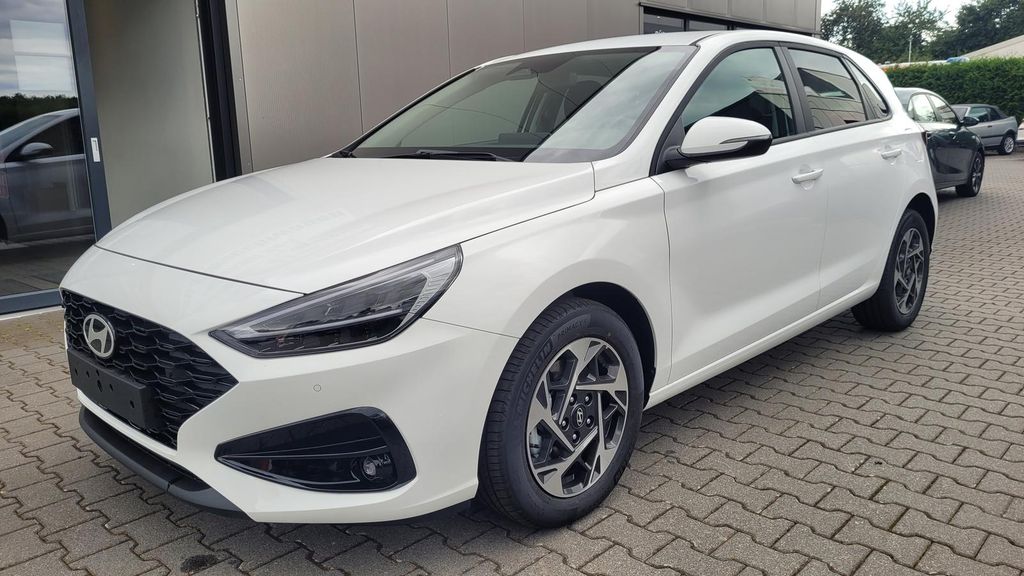 Hyundai i30 2025