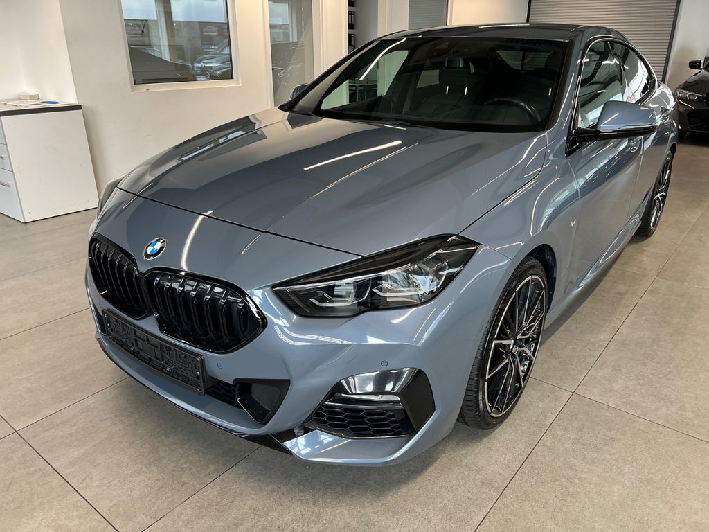 BMW 218 2023