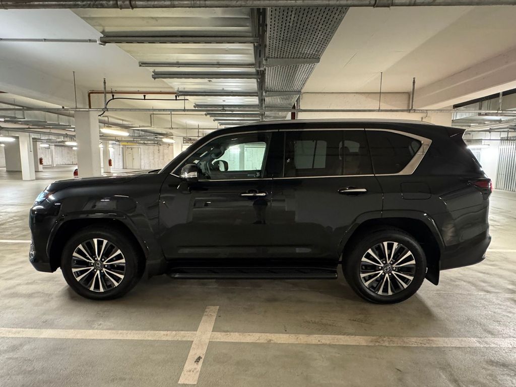 Lexus LX 500 2026