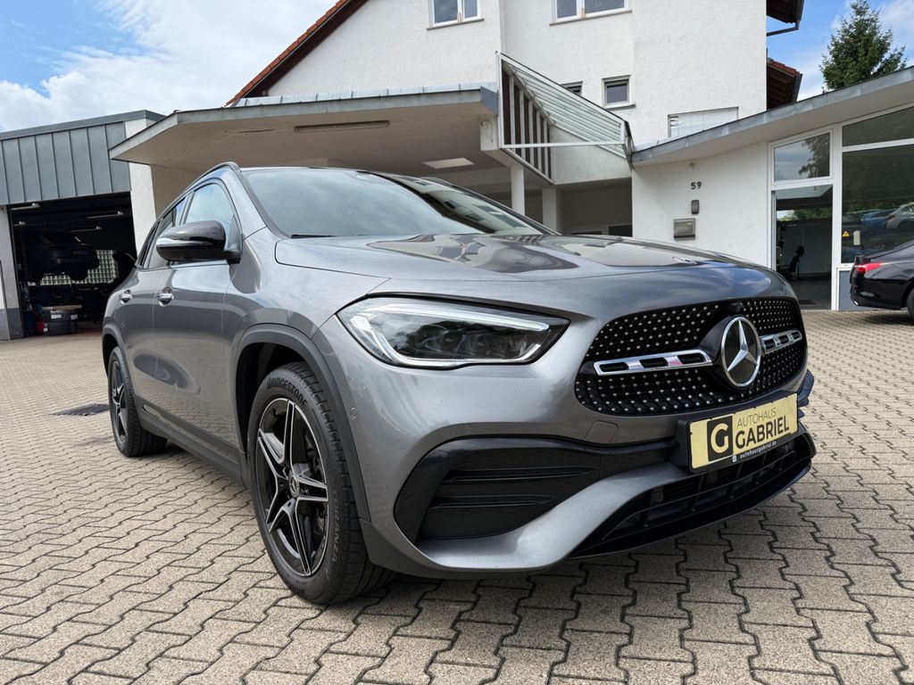 Mercedes-Benz GLA 200 2021