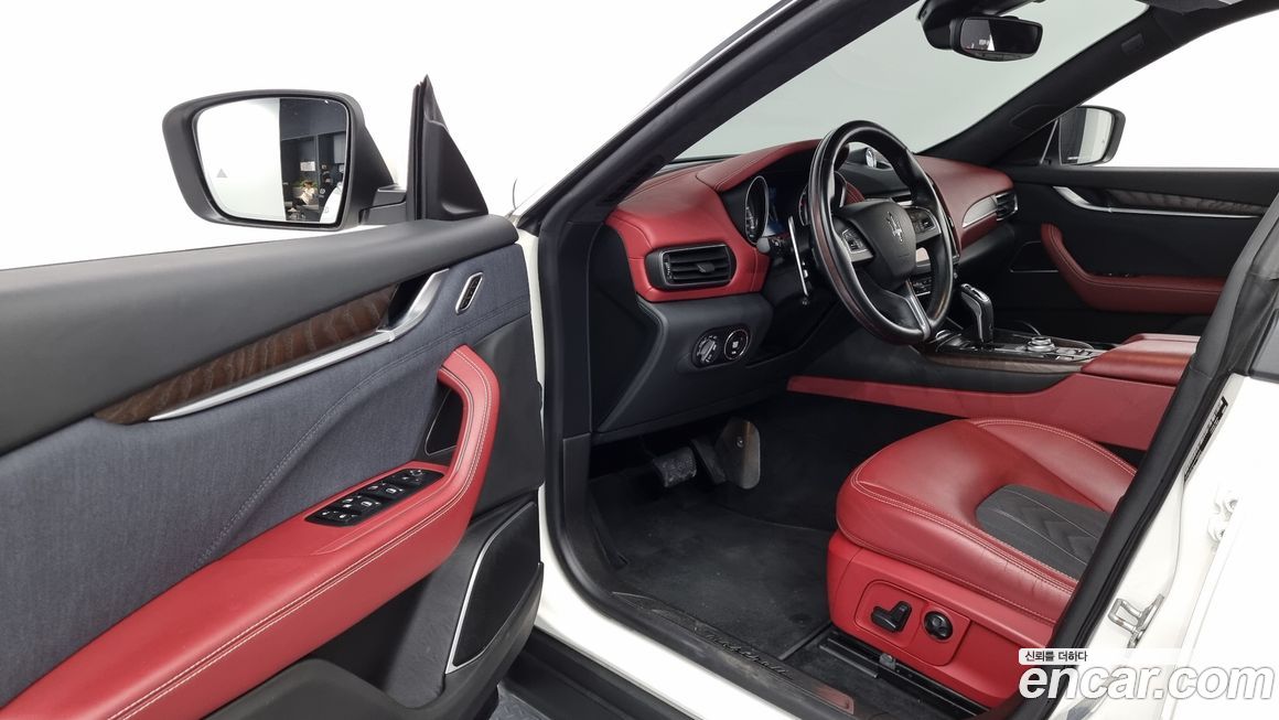 Maserati Levante 2018