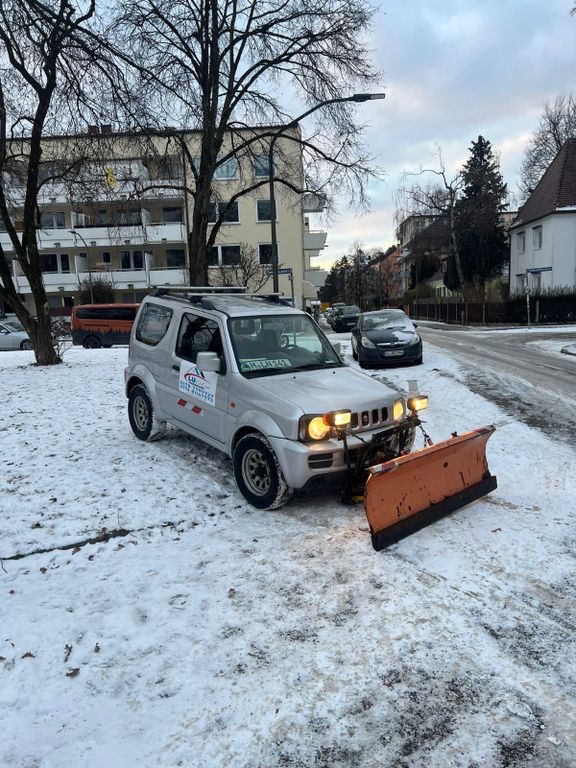 Suzuki Jimny 2010