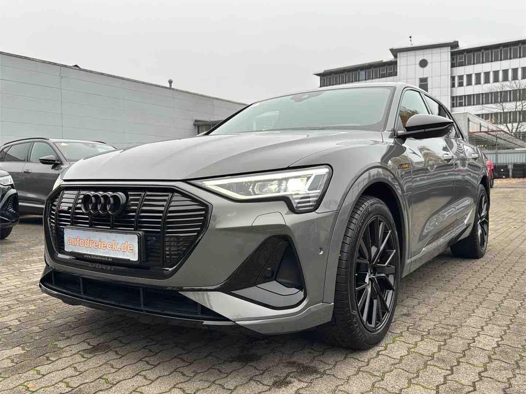Audi e-tron 2022