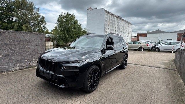 BMW X7 M60 2024