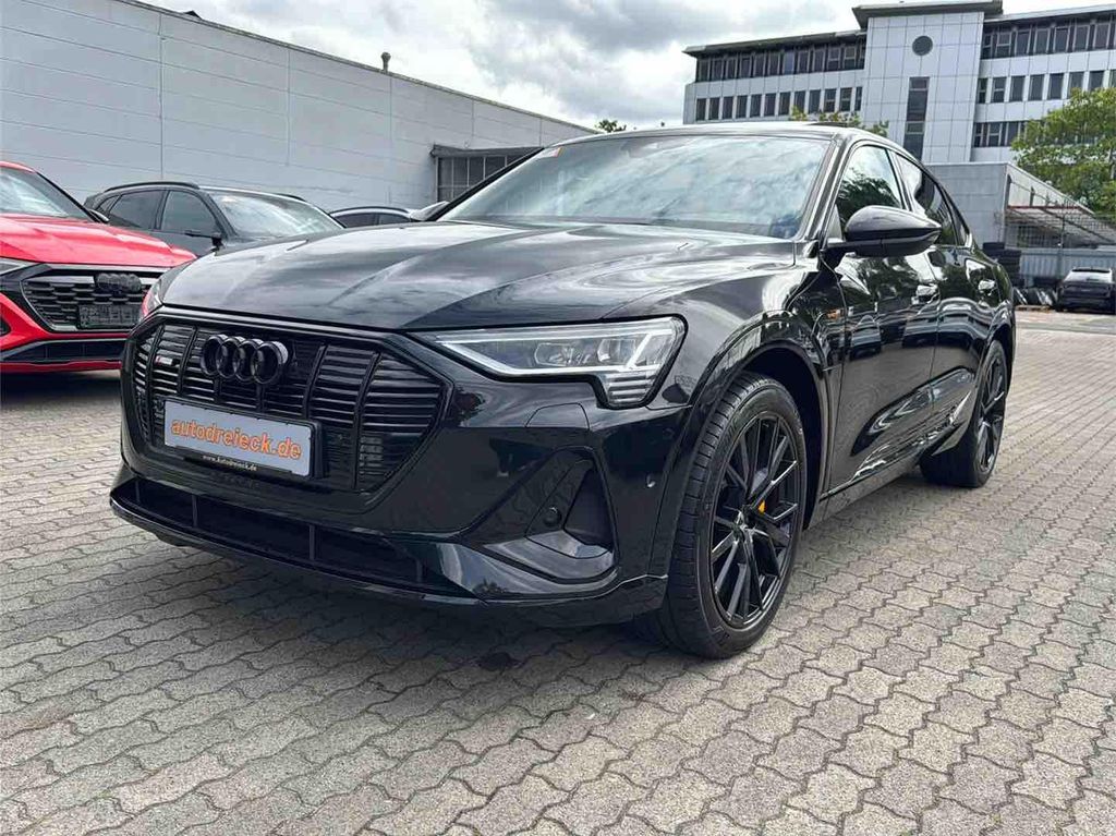 Audi e-tron 2022
