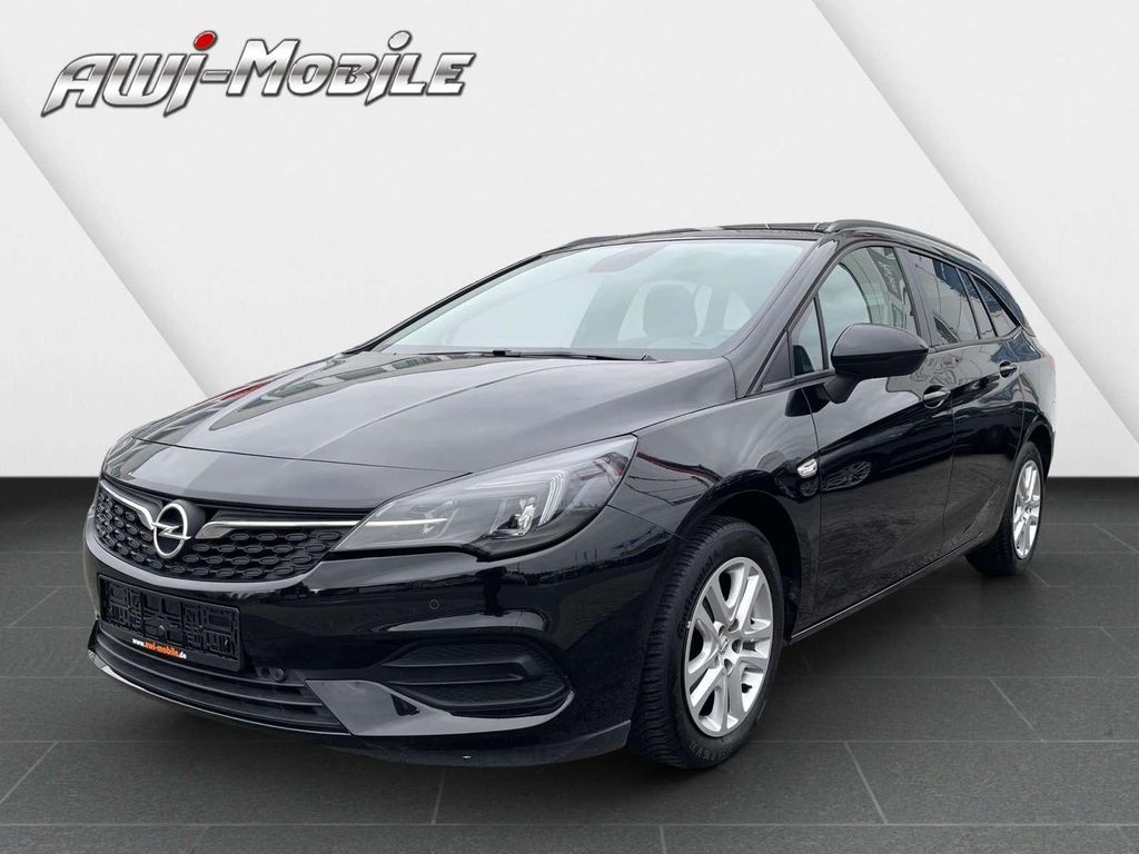 Opel Astra 2022