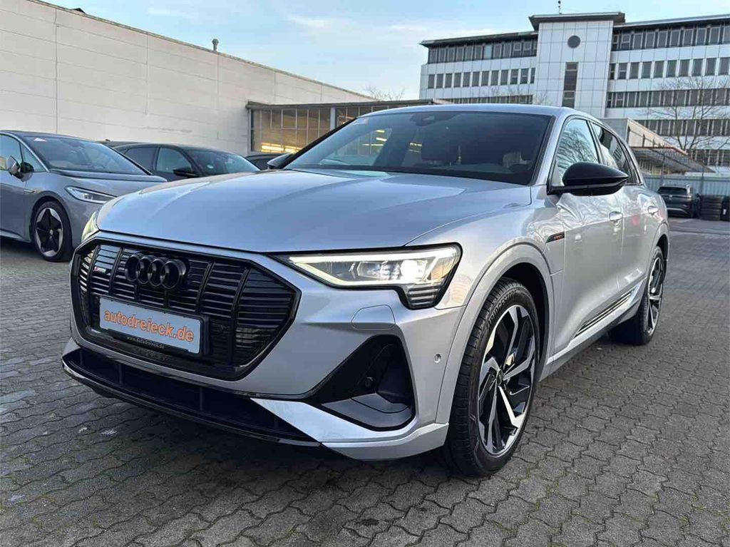 Audi e-tron 2022
